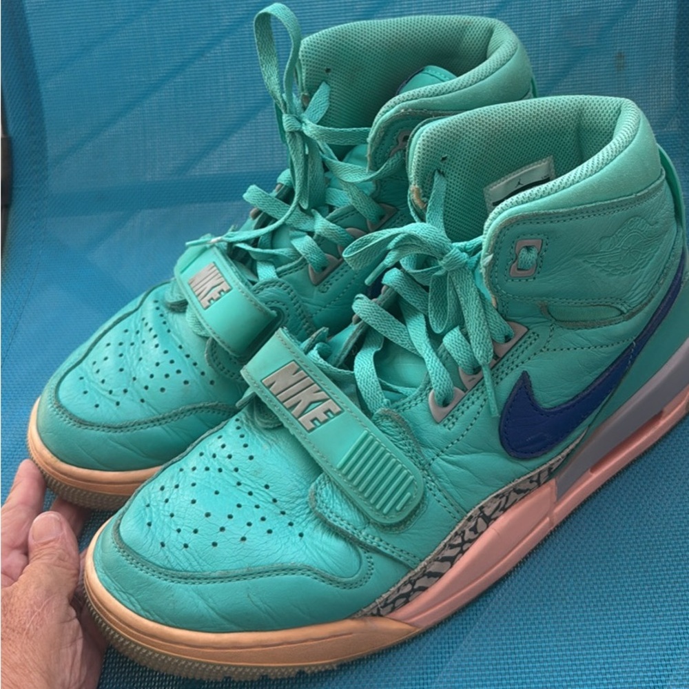 Nike  Jordan legacy 312 hyper Jade vintage 2010 size 10.5 men's